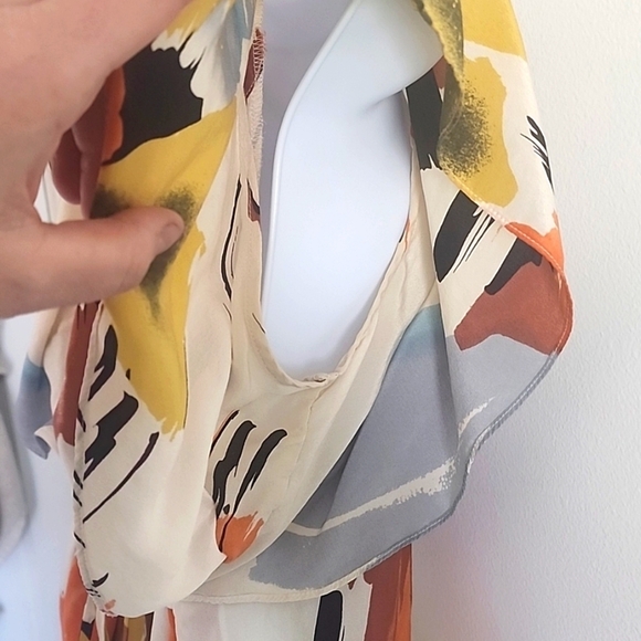 Anthropologie Silk Floral Blouse With Lace Details Size 4 - Picture 7 of 9